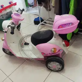 Motor aki anak scopy