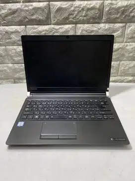 Laptop Toshiba dynabook R73 Core i5 Gen 6 Ram 8gb SSD 256GB D-WKJ