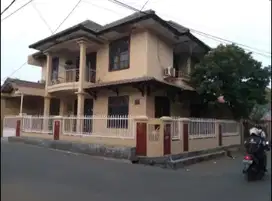 RUMAH  2 LANTAI ( JUAL BU )