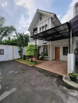jual rumah full furnished di Pejaten Barat Jakarta Selatan