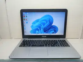 ASUS X555UJ INTEL CORE i5-6200U RAM 6GB SSD 256GB NVDIA 920M