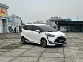 TOYOTA SIENTA Q 1.5 CVT 2017 PUTIH