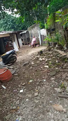 Kavling luas 1400m2, dalam komplek perumahan di Kebayoran lama