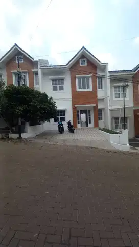 RUMAH CLUSTER SARIWANGI PAROMPONG Pilihan Tepat untuk Keluarga Anda