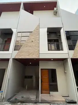 Siap Huni Rumah Rawamangun Pulo gadung Strategis di Pusat Jakarta