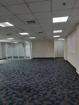 DISEWAKAN OFFICE PARTISI DI GRAHA AKTIVA