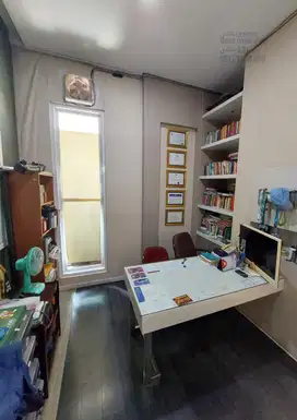 Dijual Rumah Malibu City Resort Taman Palem Hadap Timur dan selatan