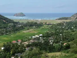 Tanah murah dekat pantai Areguling Kuta Mandalika Lombok.