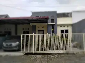 DIJUAL MURAH RUMAH TERAWAT KOMPLEK MARENDAL MULIA RESIDENCE