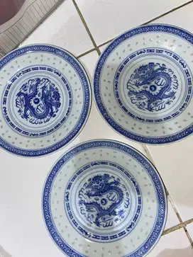 Piring Keramik Motif Naga