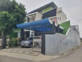 DI JUAL RUMAH MEWAH LUAS TANAH 490M2 PLUS KOLAM RENANG