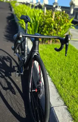 Road Bike Polygon Strattos S8D