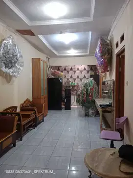 Rumah seken terawat 120m²