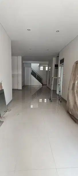 Dijual rumah di taman holis indah 1 siap huni