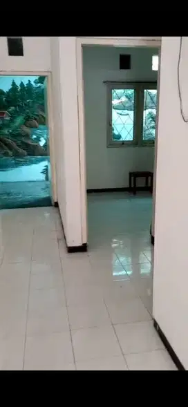 Dijual rumah unik dan terawat di Delta Marina Waru