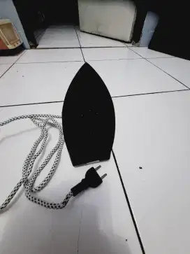 Setrika mini portable