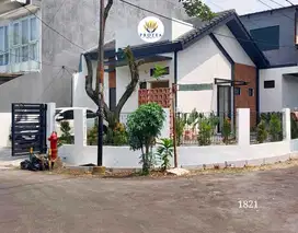 RUMAH HOOK SIAP HUNI DI GRIYA LOKA