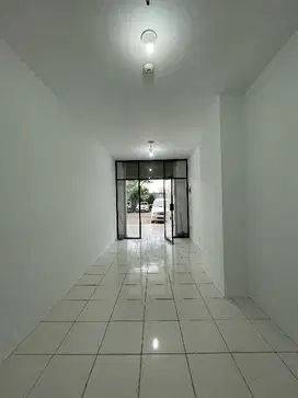 di sewakan Kios di Apartemen The Springlake, Summarecon Bekasi