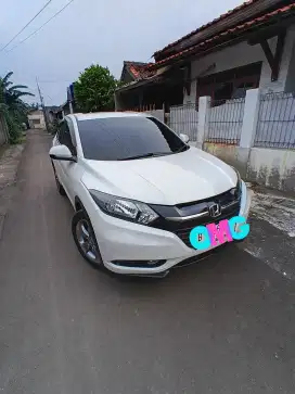 HRV 1.5 E AT 2017 Putih Metalik Ajib