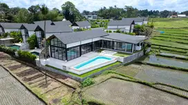 Elegant 2-Bedroom Hideaway in Peaceful Cepaka