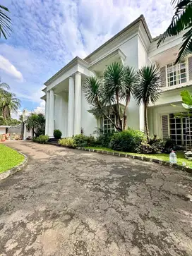 Dijual Rumah Area Senopati Kebayoran Baru Daerah aman dan tenang
