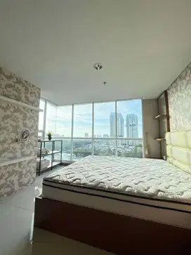 Apartemen Spring Hill Terrace Kemayoran. 100m2. Hook. Furnished. Nego