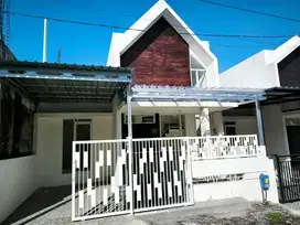 Rumah Baru Modern Minimalis Mezanine Hanya 1,1 km dari Gerbang UB