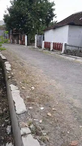Dijual Rumah di Tengah Kota – Luas 624 m² – Harga Nego