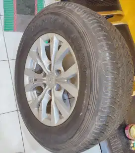 velg pajero sport