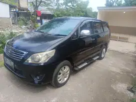 Toyota Kijang Innova 2010 Diesel