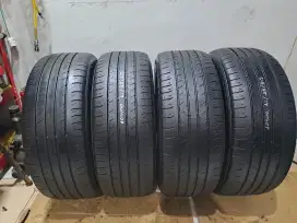 Ban ukuran 215/55/17 Dunlop sport Maxx harga tertera untuk 4pcs