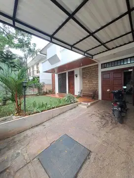 Disewakan Rumah Siap Huni di Pondok Indah Jakarta Selatan