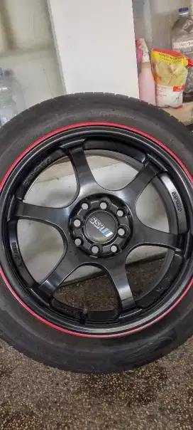 Dijual velg SSR r.16 dan ban tebal2. 4x100/4x114,3