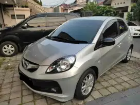 Harga CASH Honda Brio E matik ori luar dalam