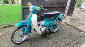 Motor klasik Honda C70 ORI