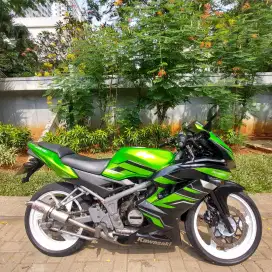 Dijual Motor Ninja KRR 2015 warna hijau original, Istimewa, Harga Net,