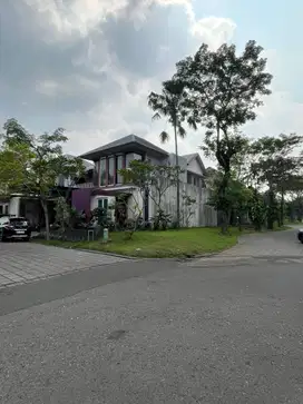 Rumah dijual citraland dekat danau merlion