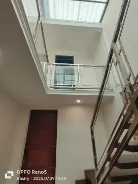 Strategis! Rumah Araya Blok Depan Blimbing Kota Malang