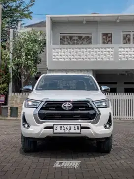 Toyota Hilux 2.4 V DC 4x4 Diesel Matic 2023