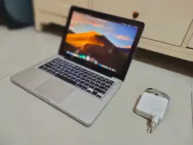 Macbook Pro 2011 13 inch Core i7 Ram 16Gb 95% Mulus Siap pakai