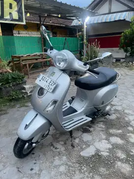 VESPA LX 150 2V 2012