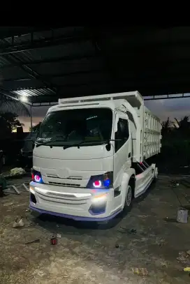 Jasa buang puing dan sampah