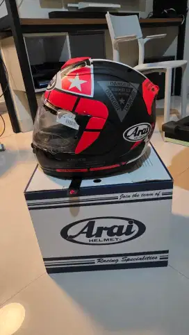 Helm Arai Maverick GP2 RX7X size M