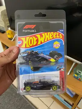 HOT ITEM! Hotwheels F1 Oracle Red Bull Racing 2025
