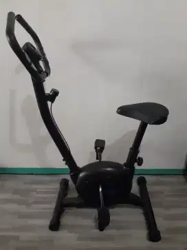 Sepeda statis bekas no minus