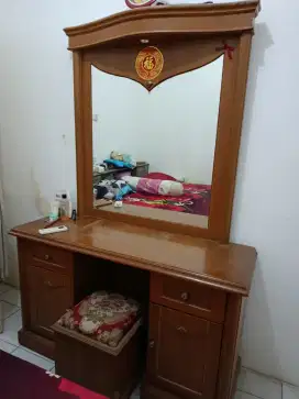 Dijual meja rias
