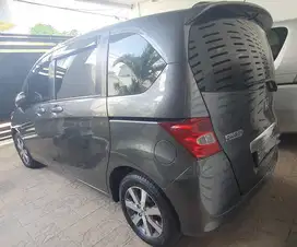 DIJUAL HONDA FREED LIKE NEW!