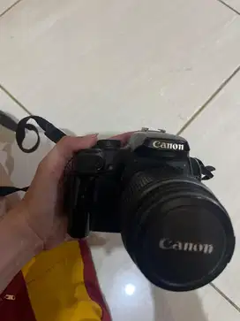Kamera Canon 1000D