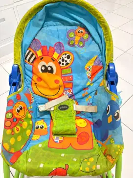 Bangku ayunan bayi pliko