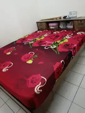 Dipan tempat tidur jati